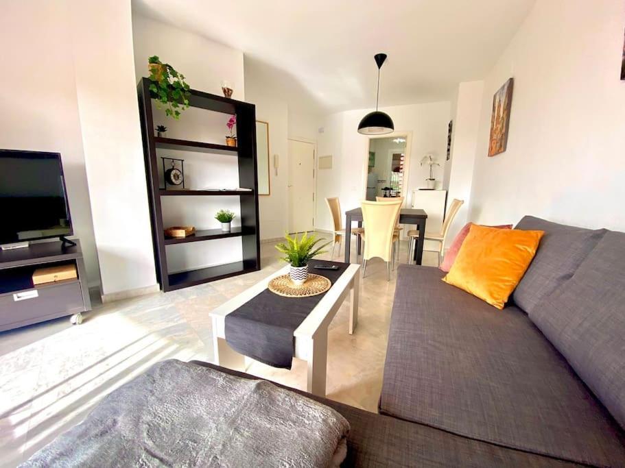 Apartment Jule Direkt Am Golfplatz Михас Экстерьер фото